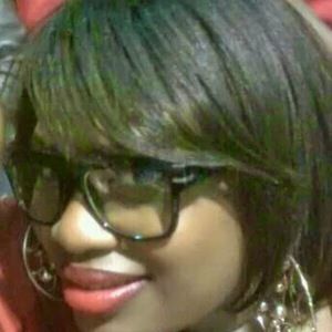 Meet your Posher, Kendra